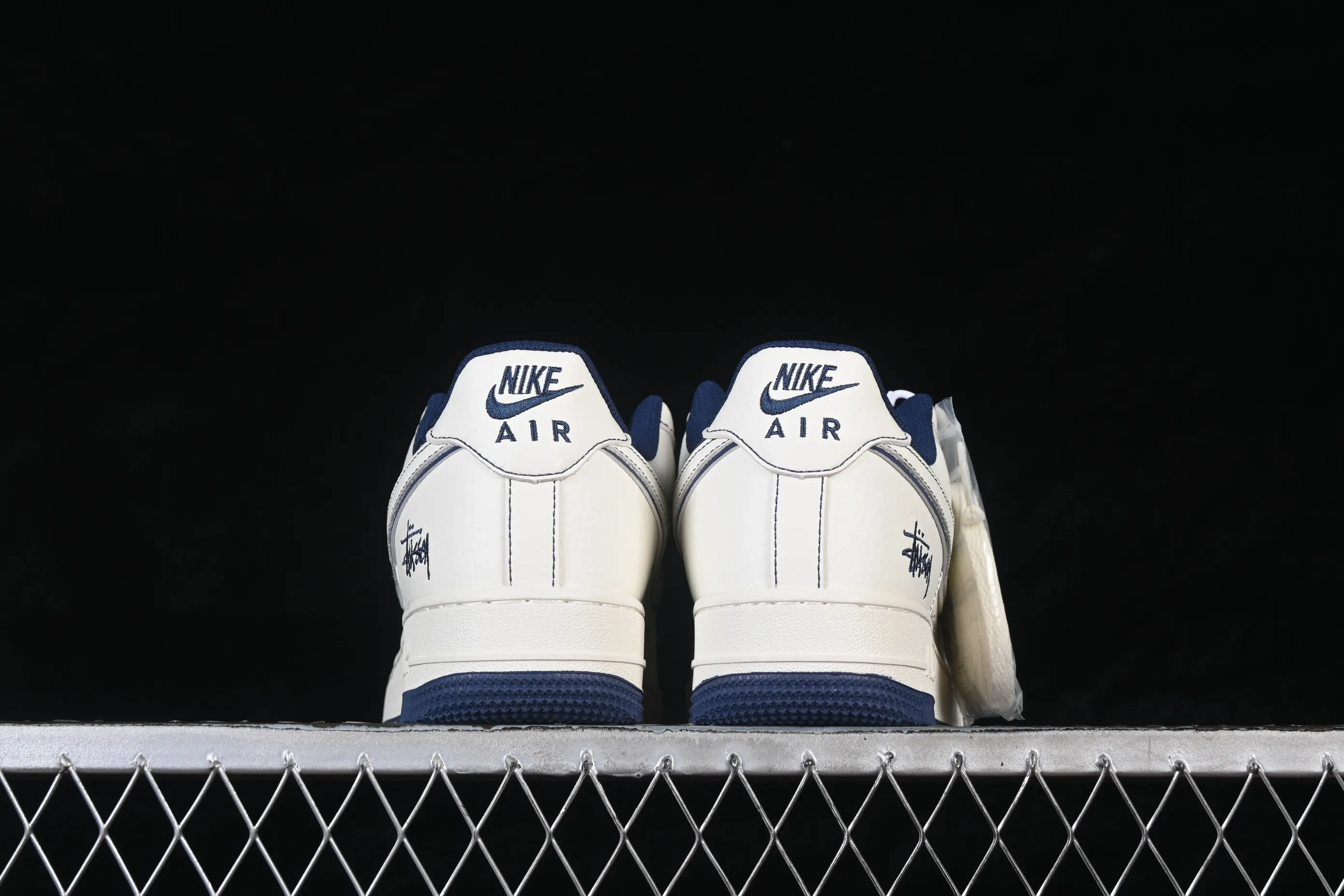 All Categories Nk Air Force 1 Air Force Series Nk Air Force 1 Low Air Force Low Nike Air Force 1'07 Low Retro Burgundy Air Force One Low Casual Shoes MM3399-806